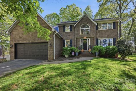 7319 Gilead Road Huntersville NC 28078