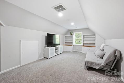 7319 Gilead Road Huntersville NC 28078