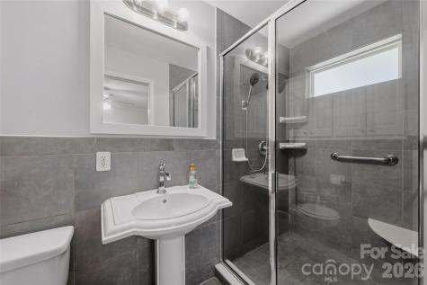 609 Davis Street Lancaster SC 29720