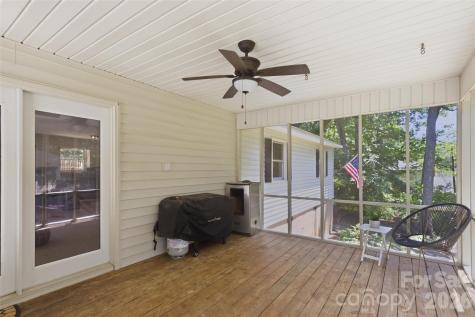 609 Davis Street Lancaster SC 29720