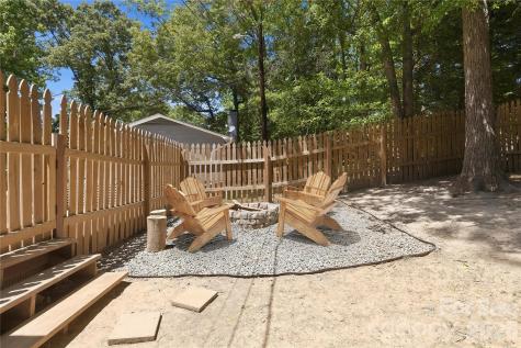 609 Davis Street Lancaster SC 29720