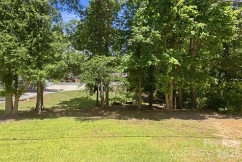 609 Davis Street Lancaster SC 29720