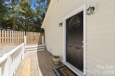 609 Davis Street Lancaster SC 29720