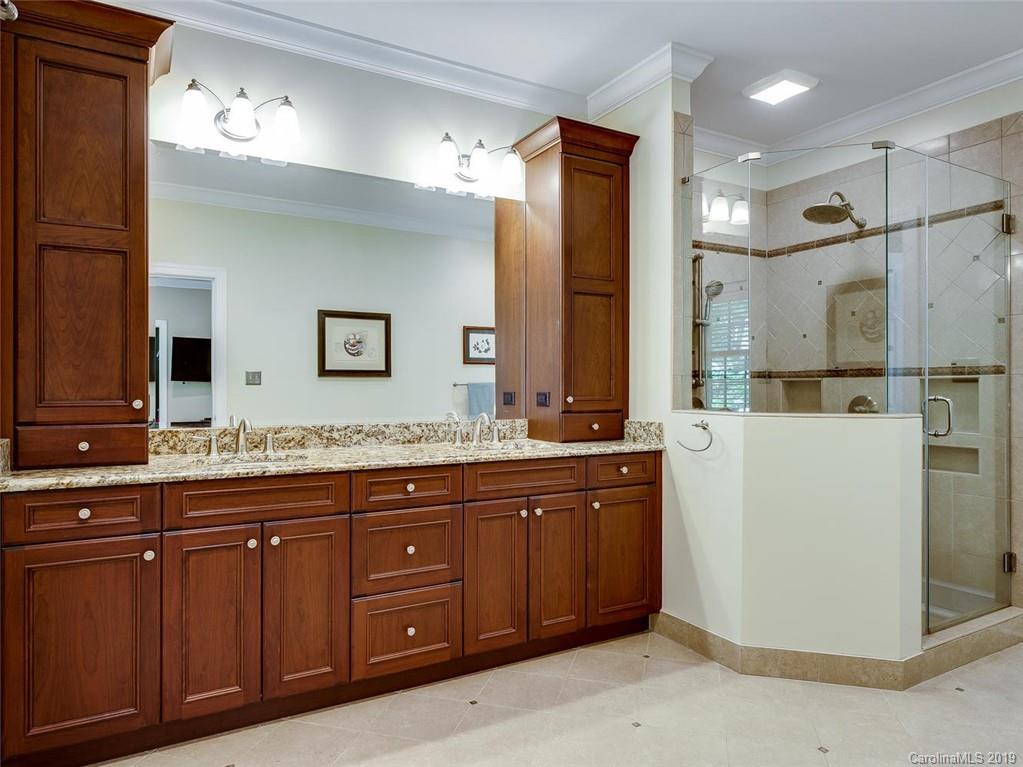 7411 Lawkins Lane Charlotte NC 28270