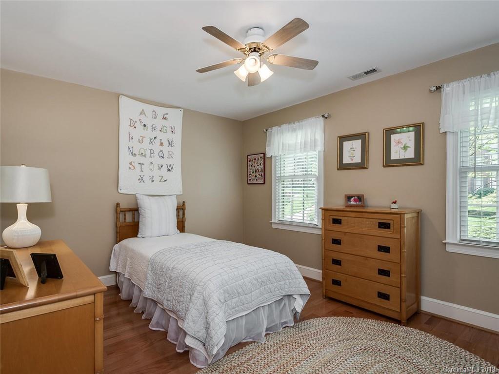 7411 Lawkins Lane Charlotte NC 28270