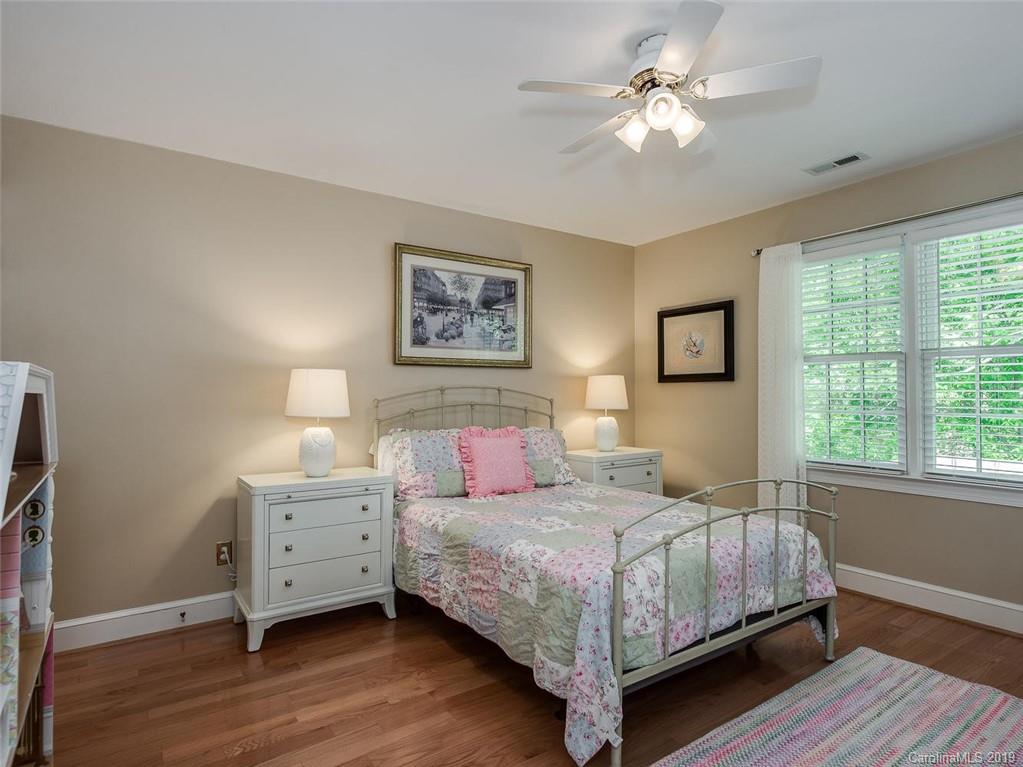 7411 Lawkins Lane Charlotte NC 28270