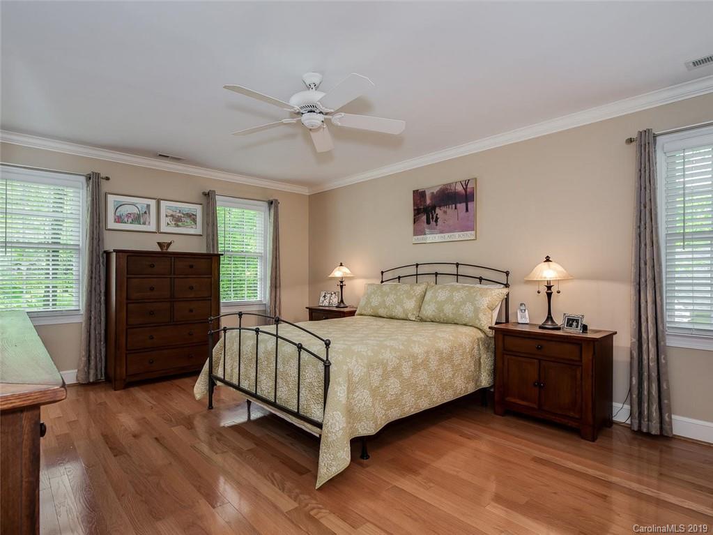 7411 Lawkins Lane Charlotte NC 28270