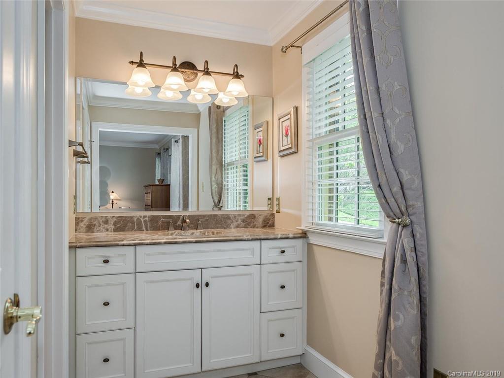 7411 Lawkins Lane Charlotte NC 28270