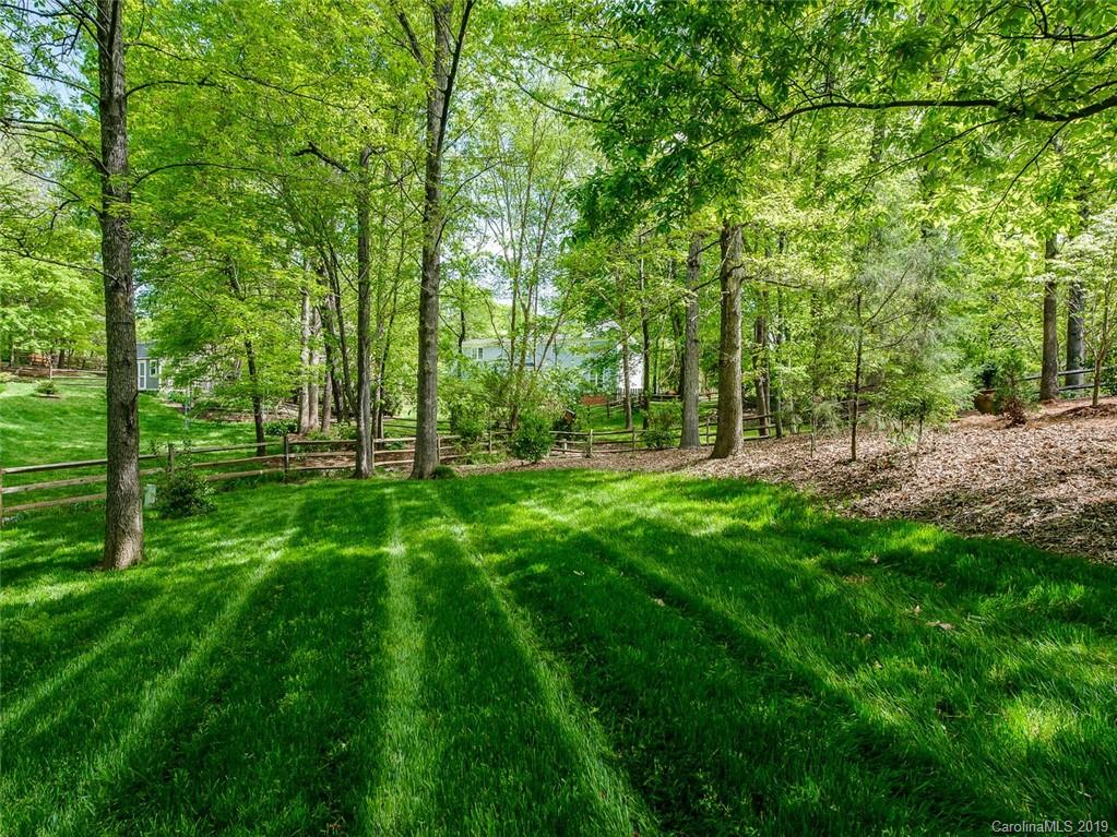 7411 Lawkins Lane Charlotte NC 28270