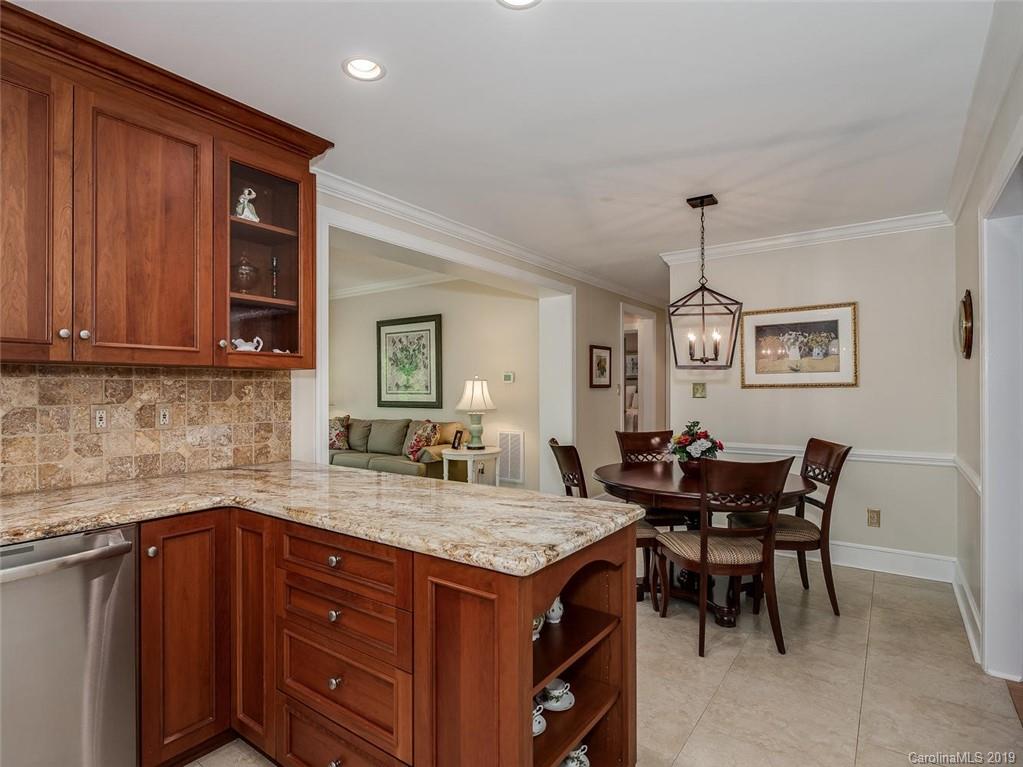 7411 Lawkins Lane Charlotte NC 28270