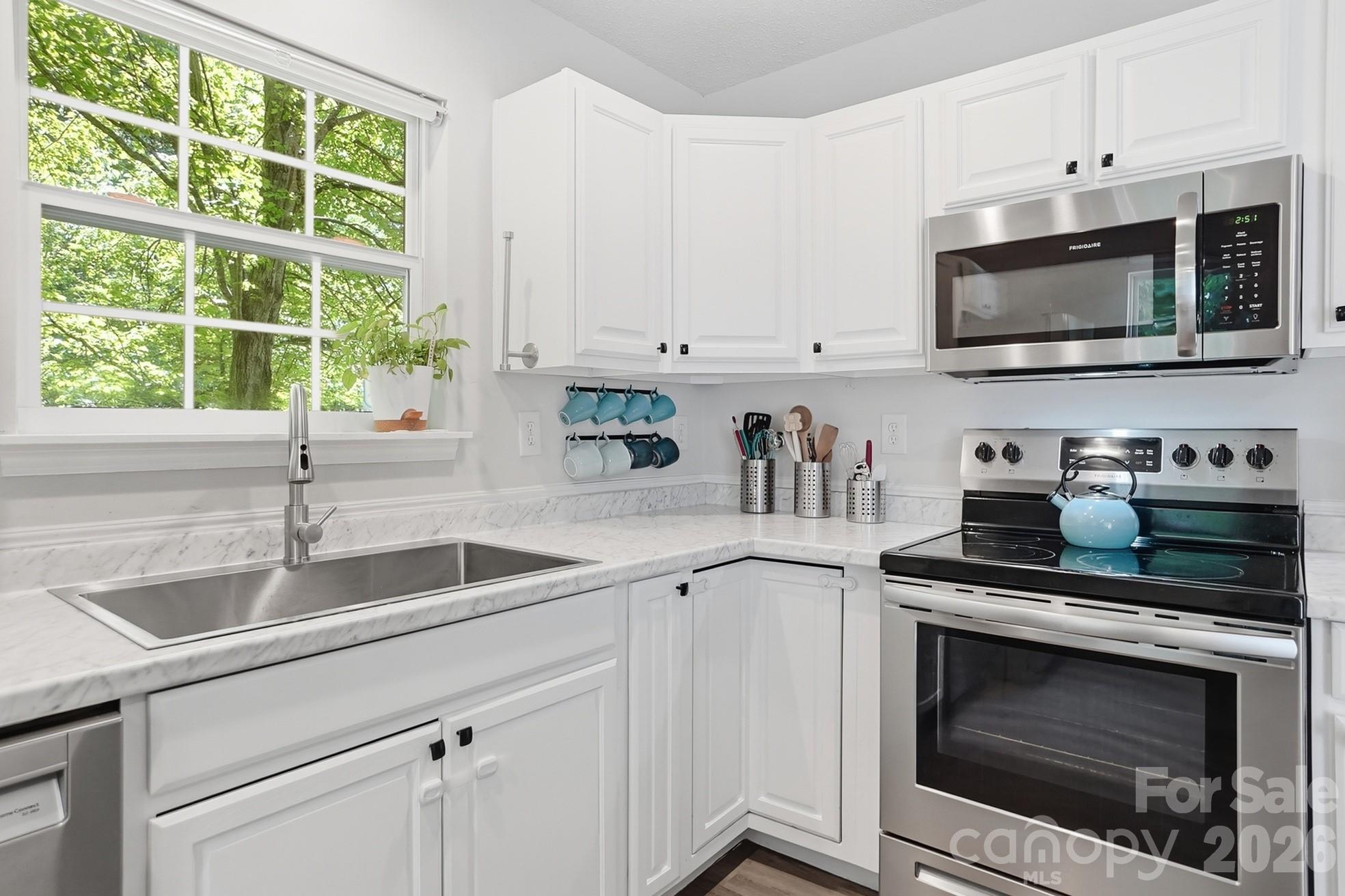 8170 Rudolph Road Charlotte NC 28216