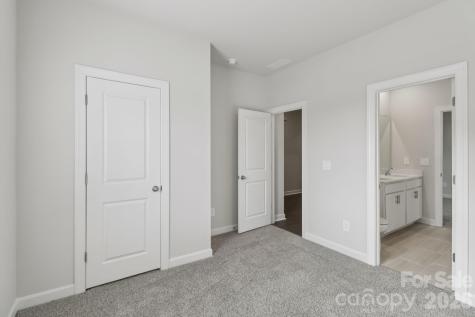 2457 Chartwell Street Stanley NC 28164