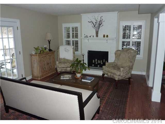 9423 Wood Ridge Drive Charlotte NC 28277