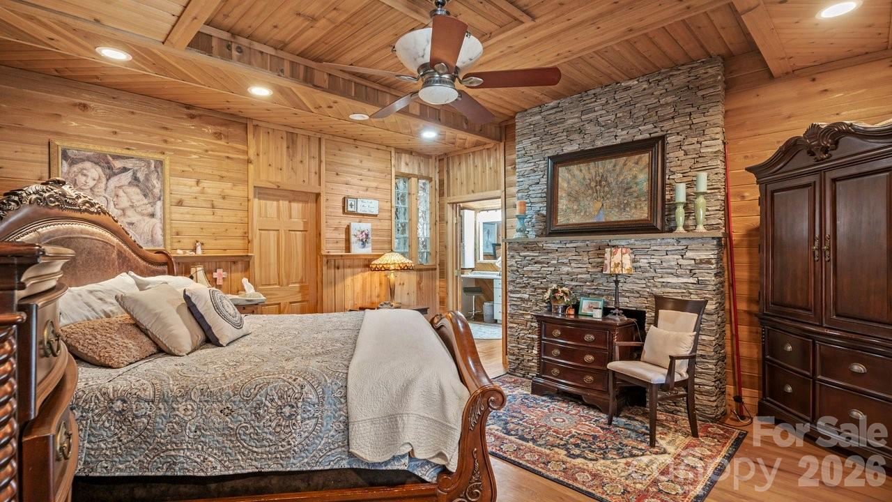 1307 Oakridge Farm Highway Mooresville NC 28115