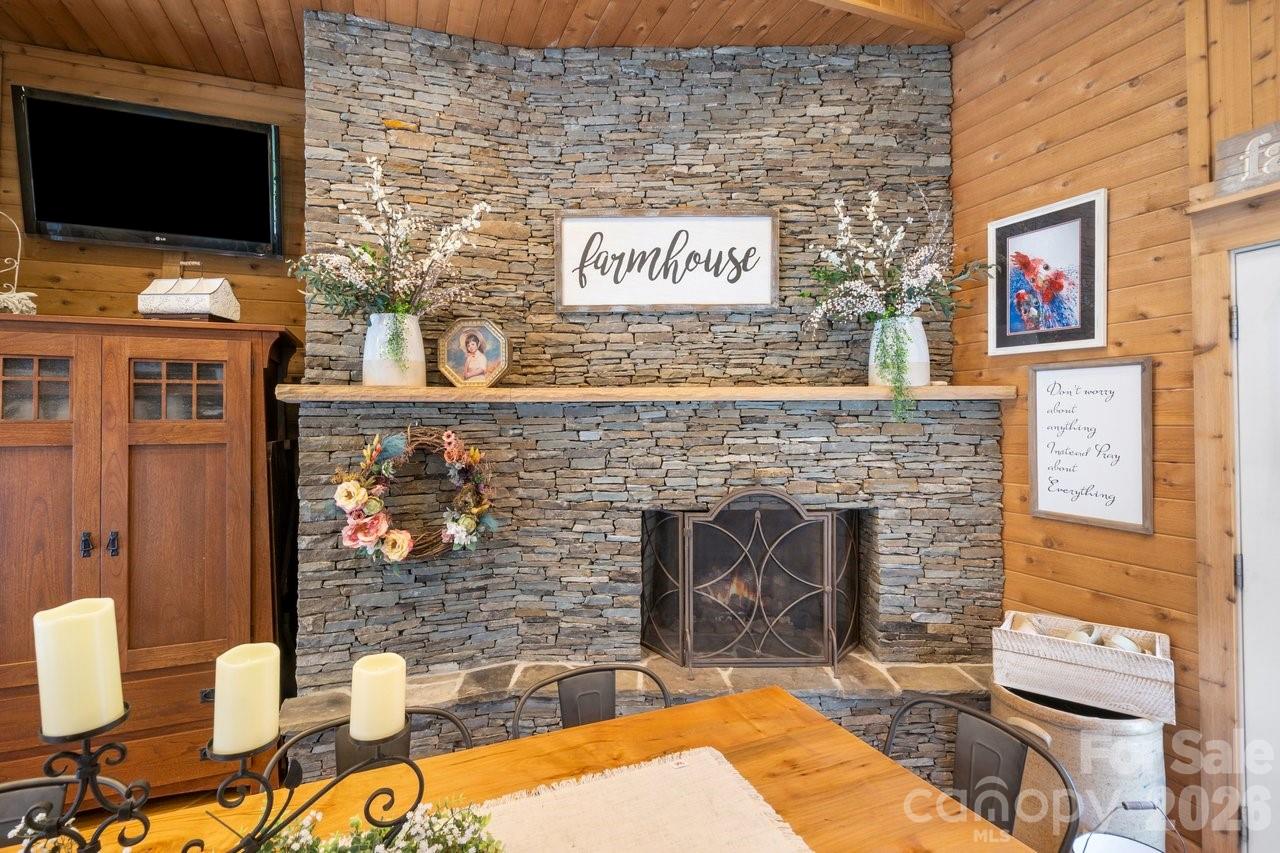 1307 Oakridge Farm Highway Mooresville NC 28115