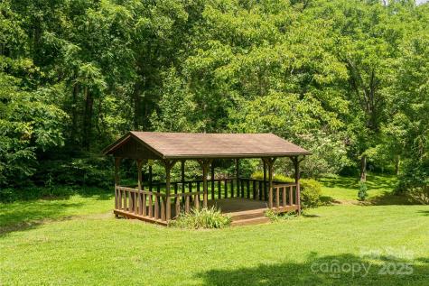 25 Elkins Branch Road Weaverville NC 28787