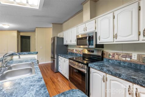 25 Elkins Branch Road Weaverville NC 28787