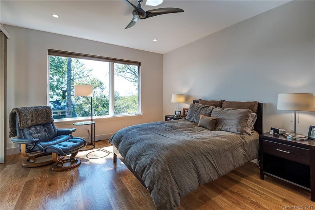 118 Lookout Drive Asheville NC 28804