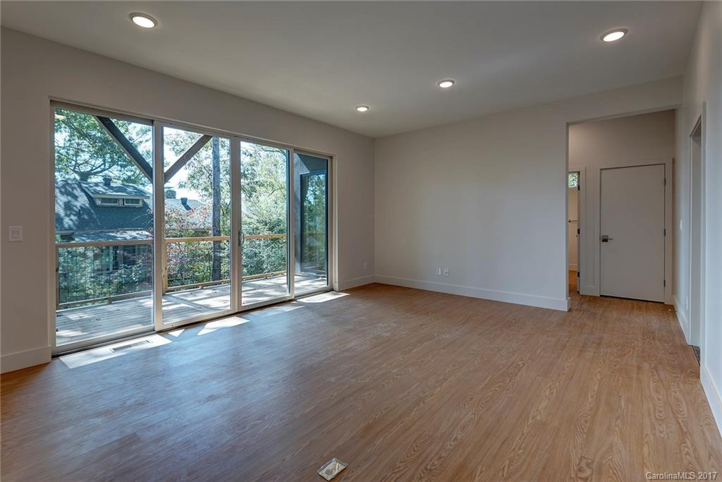 118 Lookout Drive Asheville NC 28804