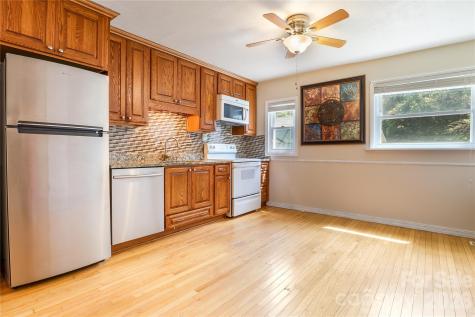 13 Rosscraggon Drive Asheville NC 28803