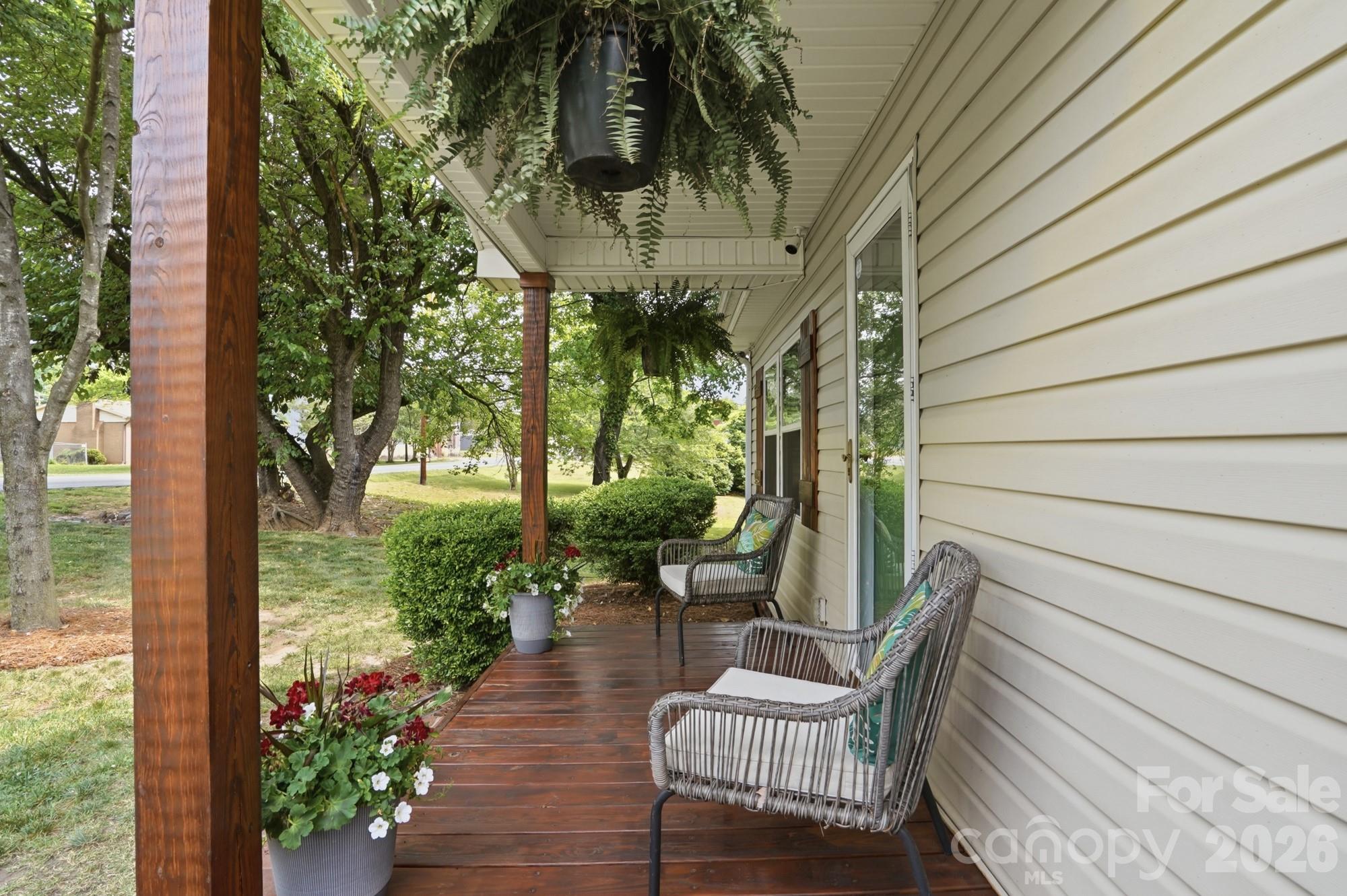 215 W Dallas Road Stanley NC 28164