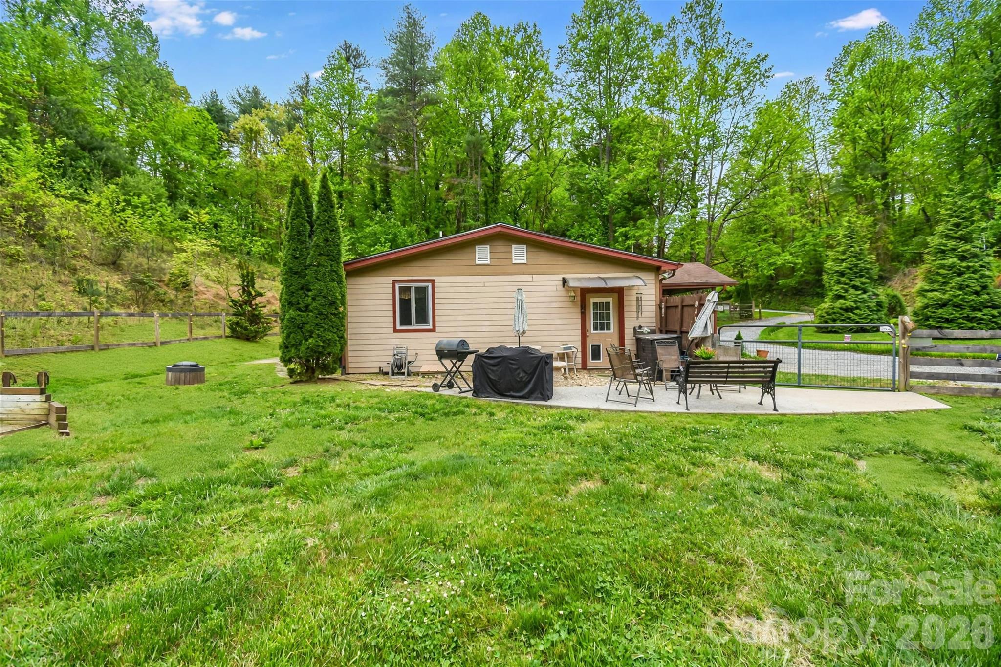 945 N Country Club Road Brevard NC 28712