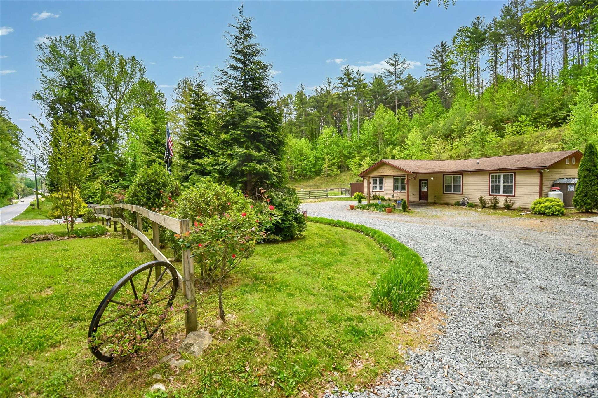 945 N Country Club Road Brevard NC 28712
