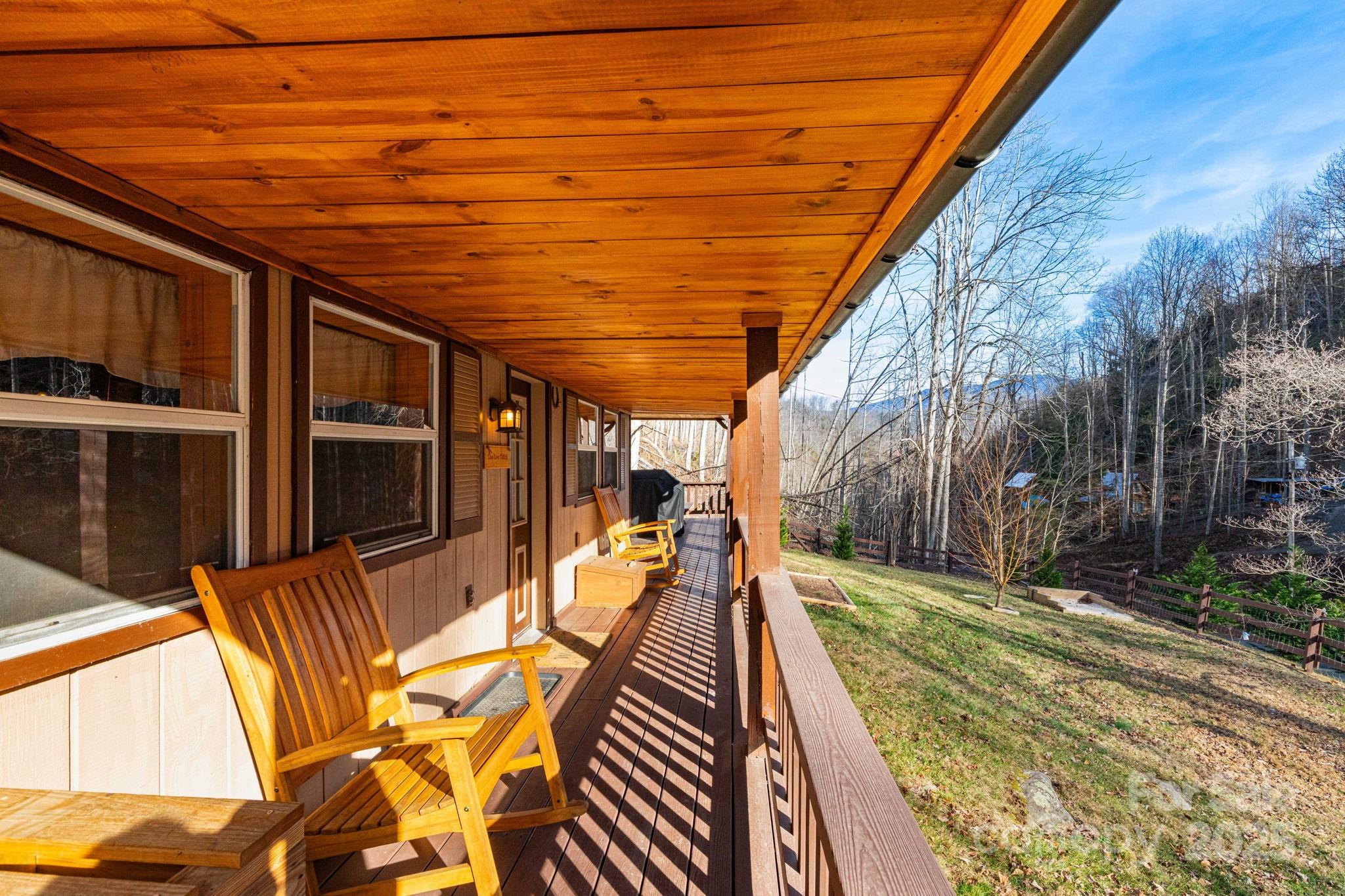 1010 & 1014 Melton Branch Road Bakersville NC 28705