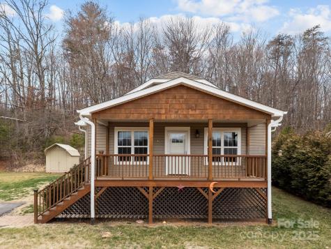 349 Youngs Drive Extension Candler NC 28715