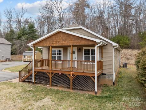 349 Youngs Drive Extension Candler NC 28715