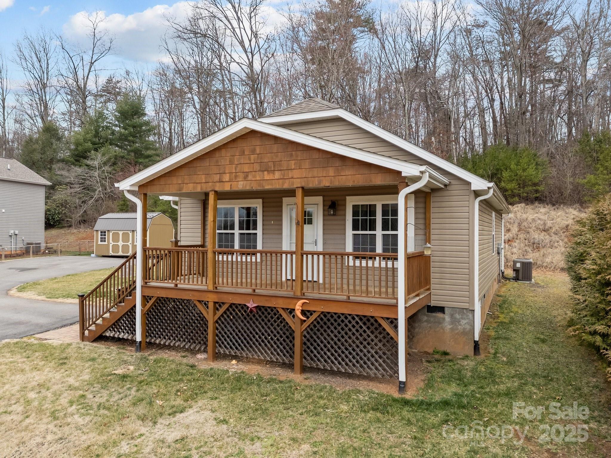 349 Youngs Drive Extension Candler NC 28715