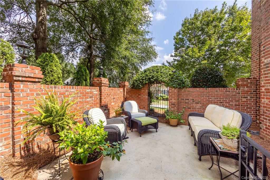 663 Vendue Place Charlotte NC 28226
