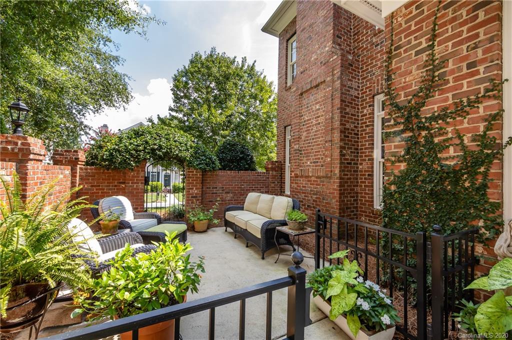 663 Vendue Place Charlotte NC 28226