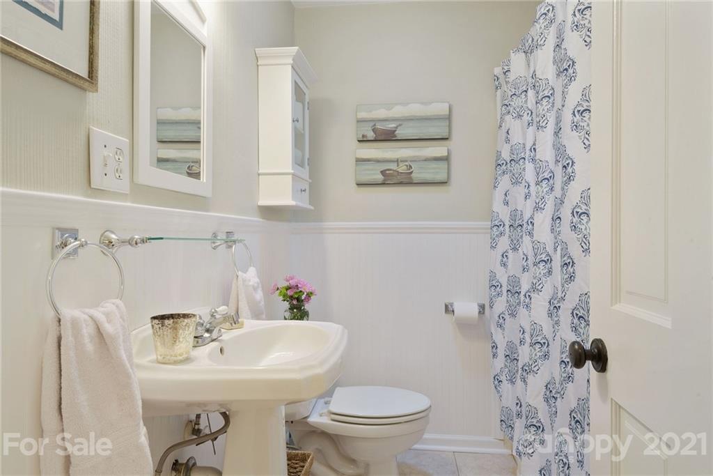 416 Westbury Road Charlotte NC 28211
