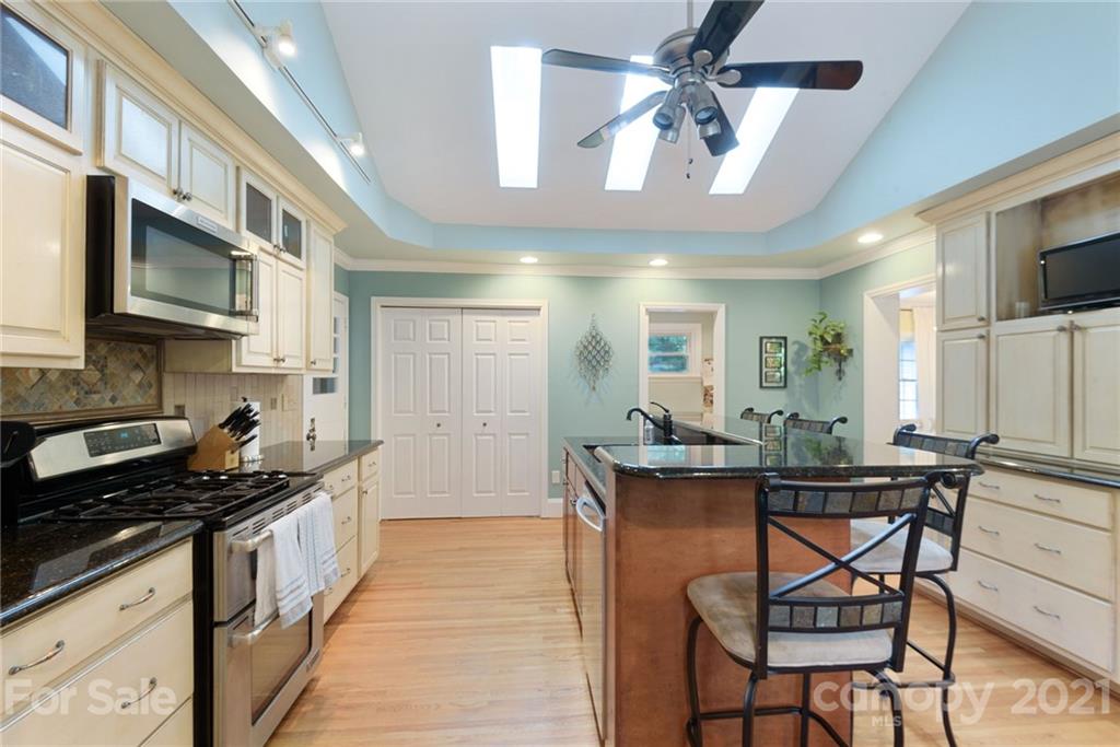 416 Westbury Road Charlotte NC 28211