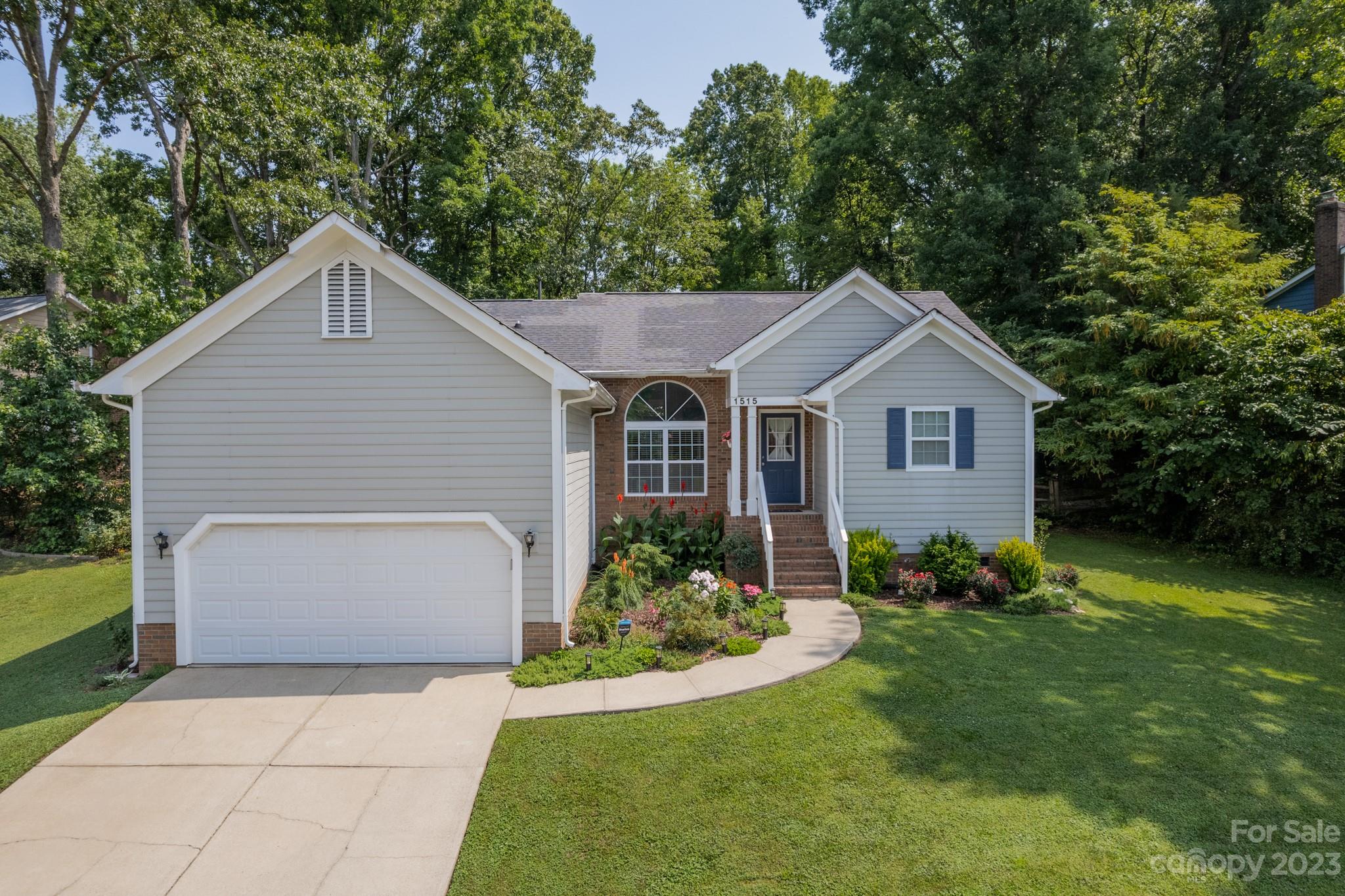 1515 Bear Mountain Road Charlotte NC 28214