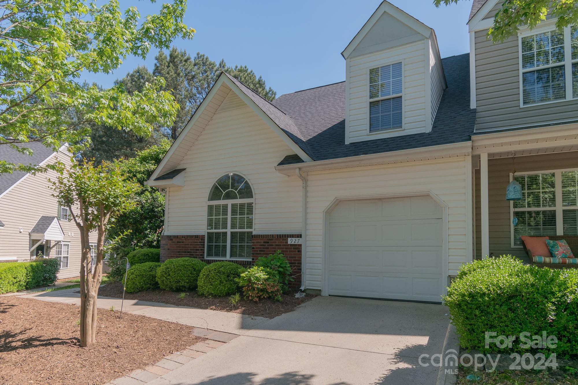 927 Sparrows Nest Lane Pineville NC 28134