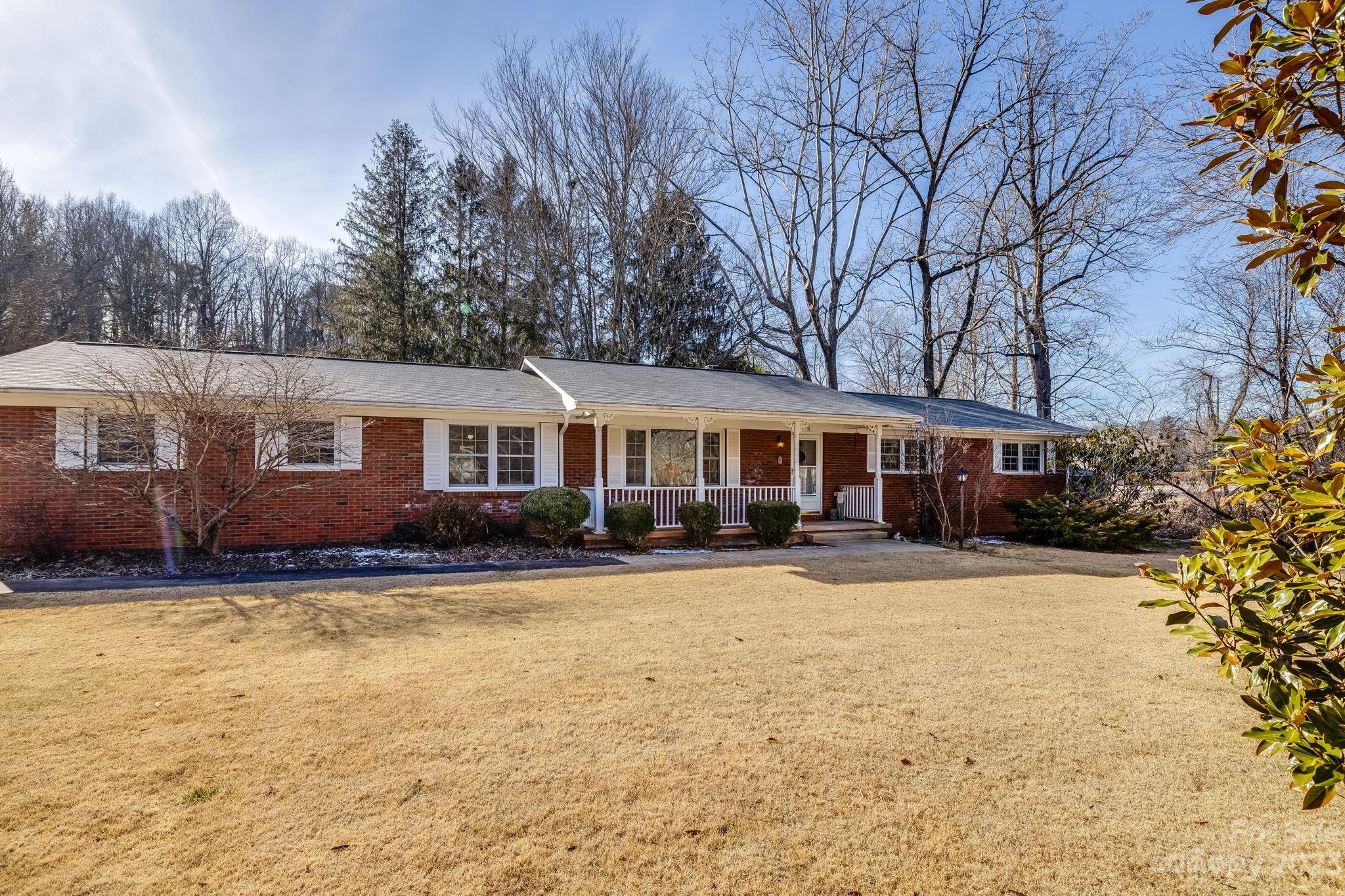 5 Twin Hills Drive Weaverville NC 28787