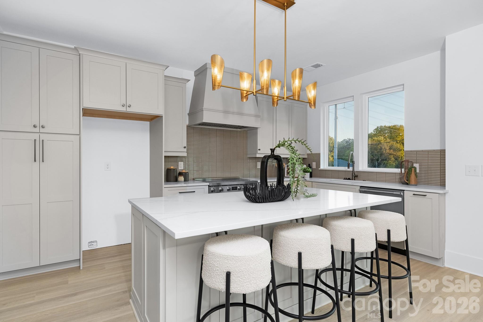 404 Dover Avenue Charlotte NC 28209