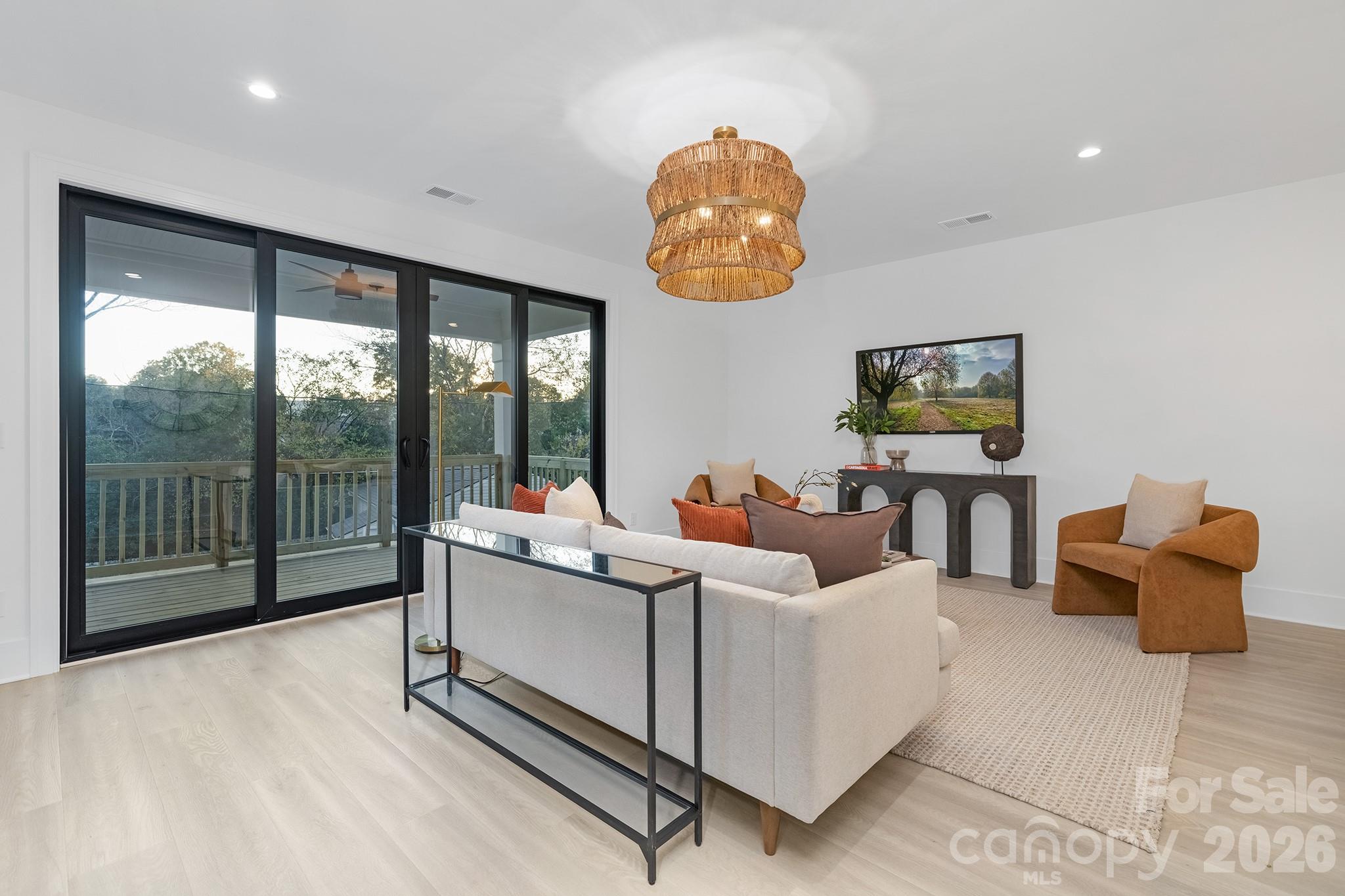 404 Dover Avenue Charlotte NC 28209