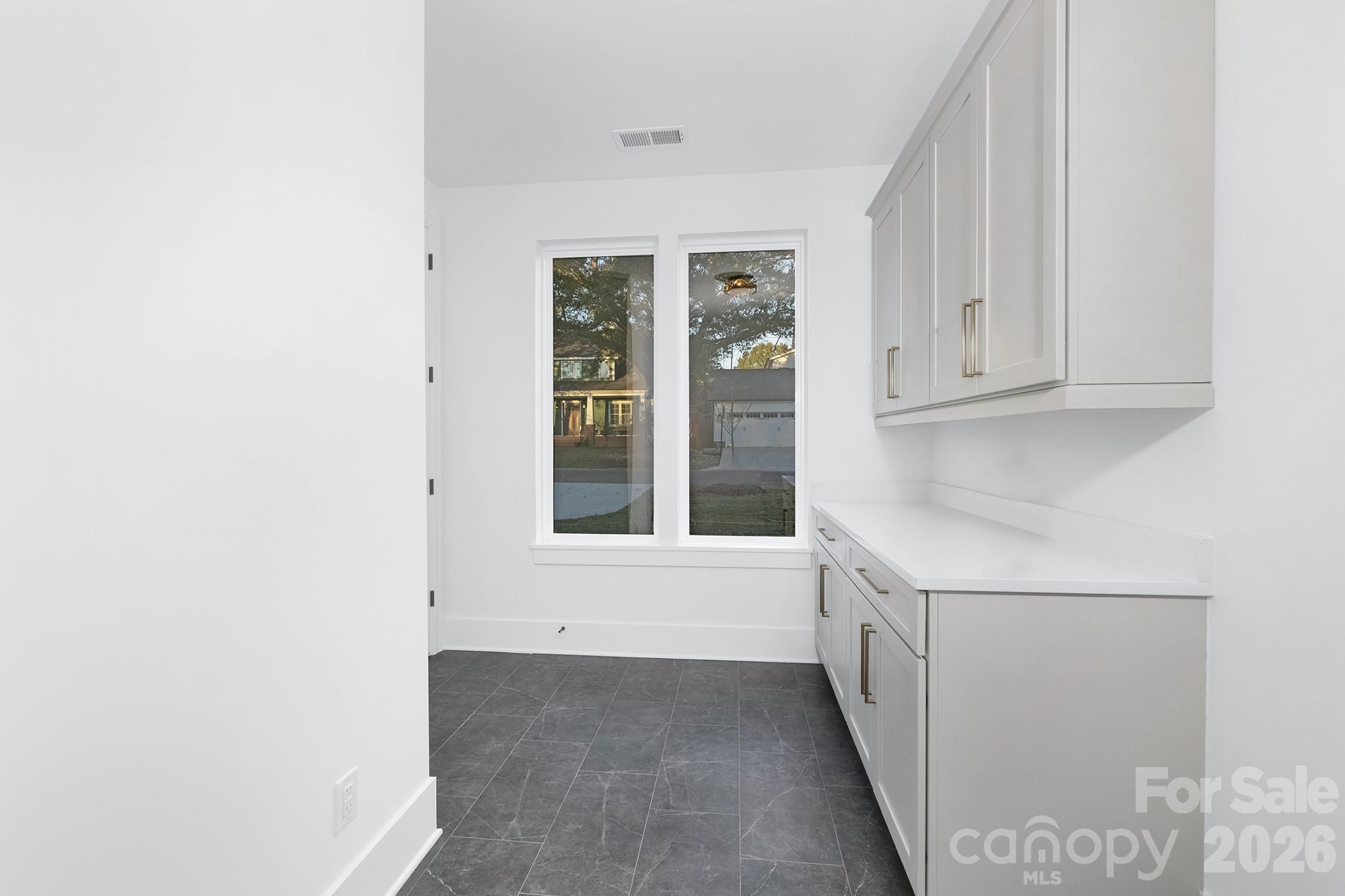 404 Dover Avenue Charlotte NC 28209
