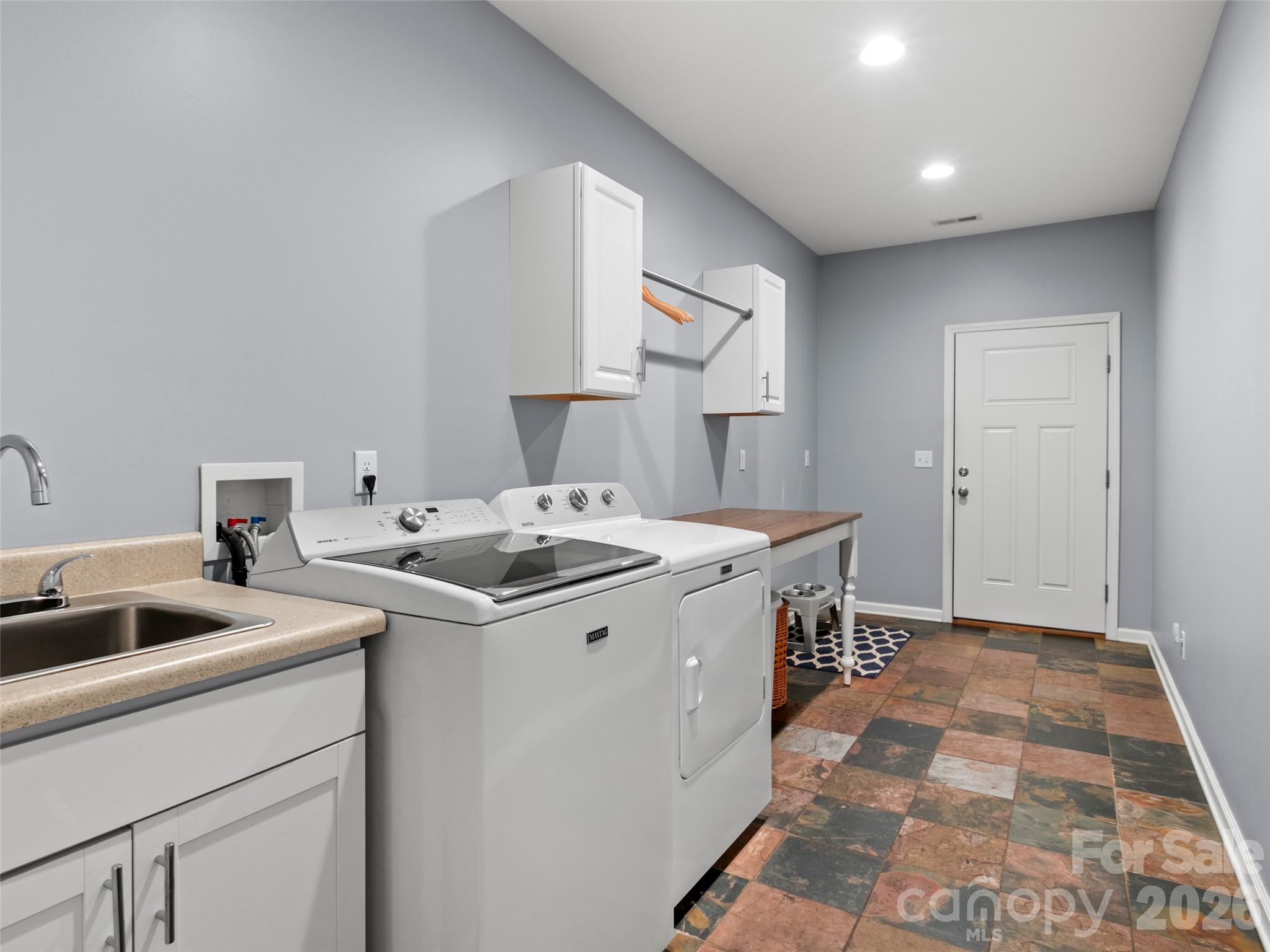 290 Sweetwater Hills Drive Hendersonville NC 28791