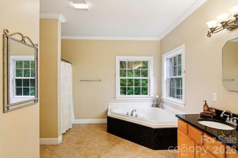 165 Sequoyah Drive Waynesville NC 28785