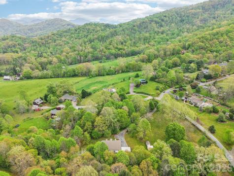 165 Sequoyah Drive Waynesville NC 28785