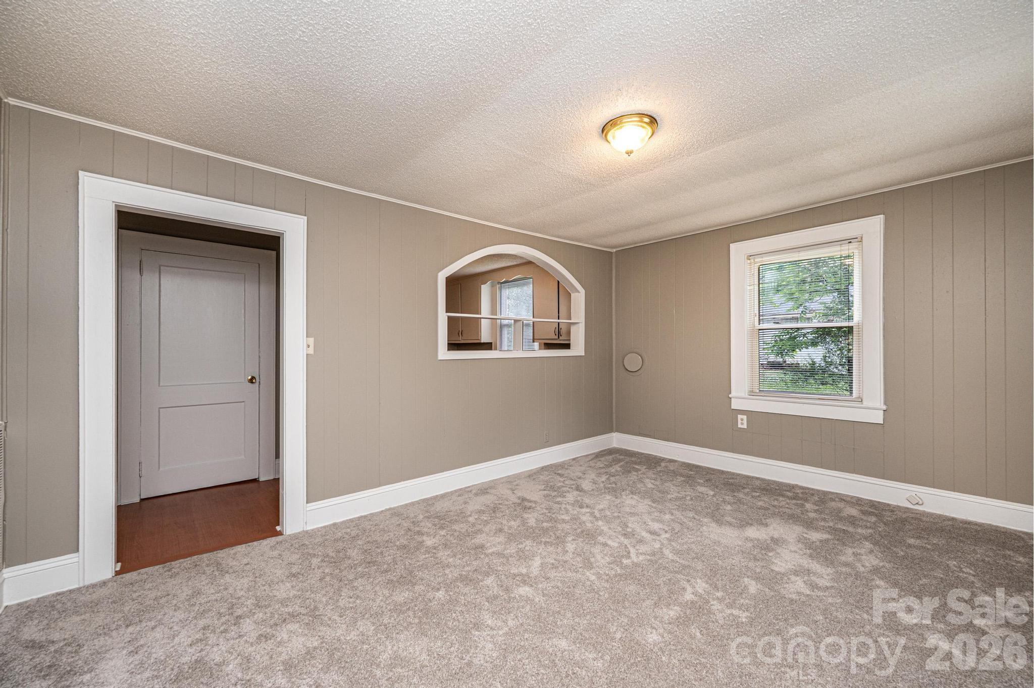 1725 8th Avenue NE Hickory NC 28601