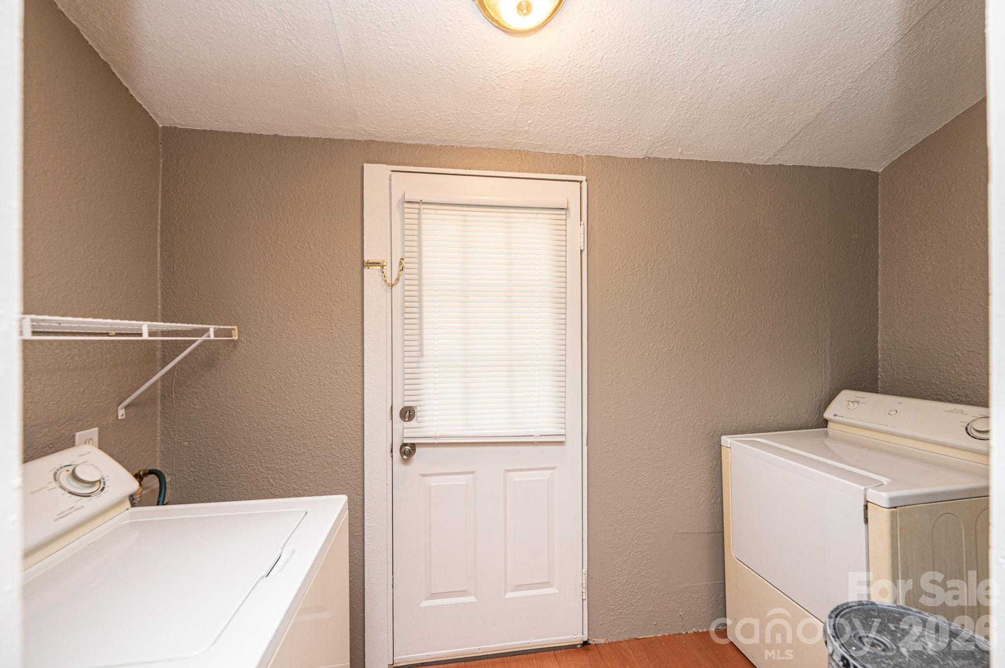 1725 8th Avenue NE Hickory NC 28601