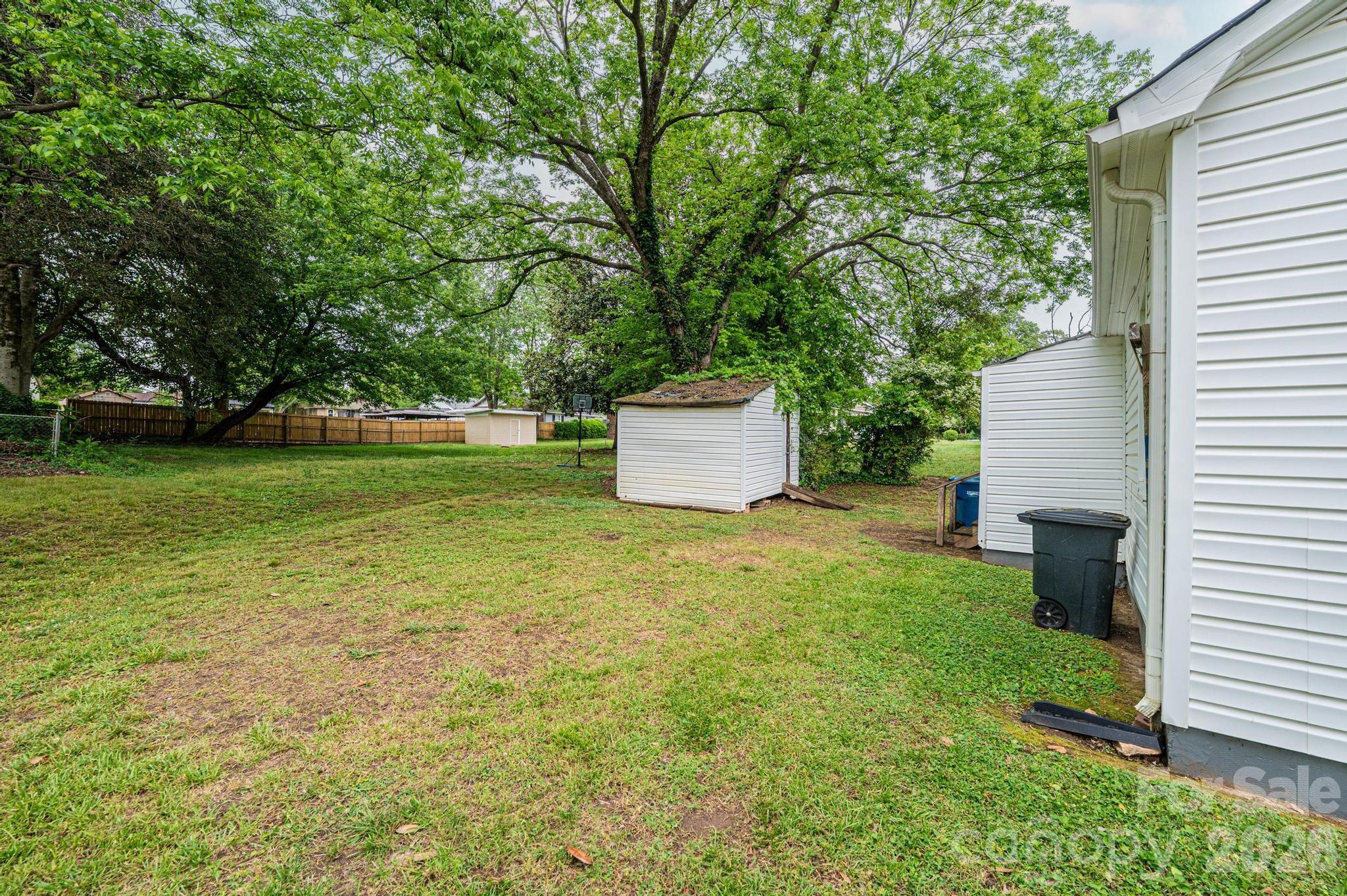 1725 8th Avenue NE Hickory NC 28601