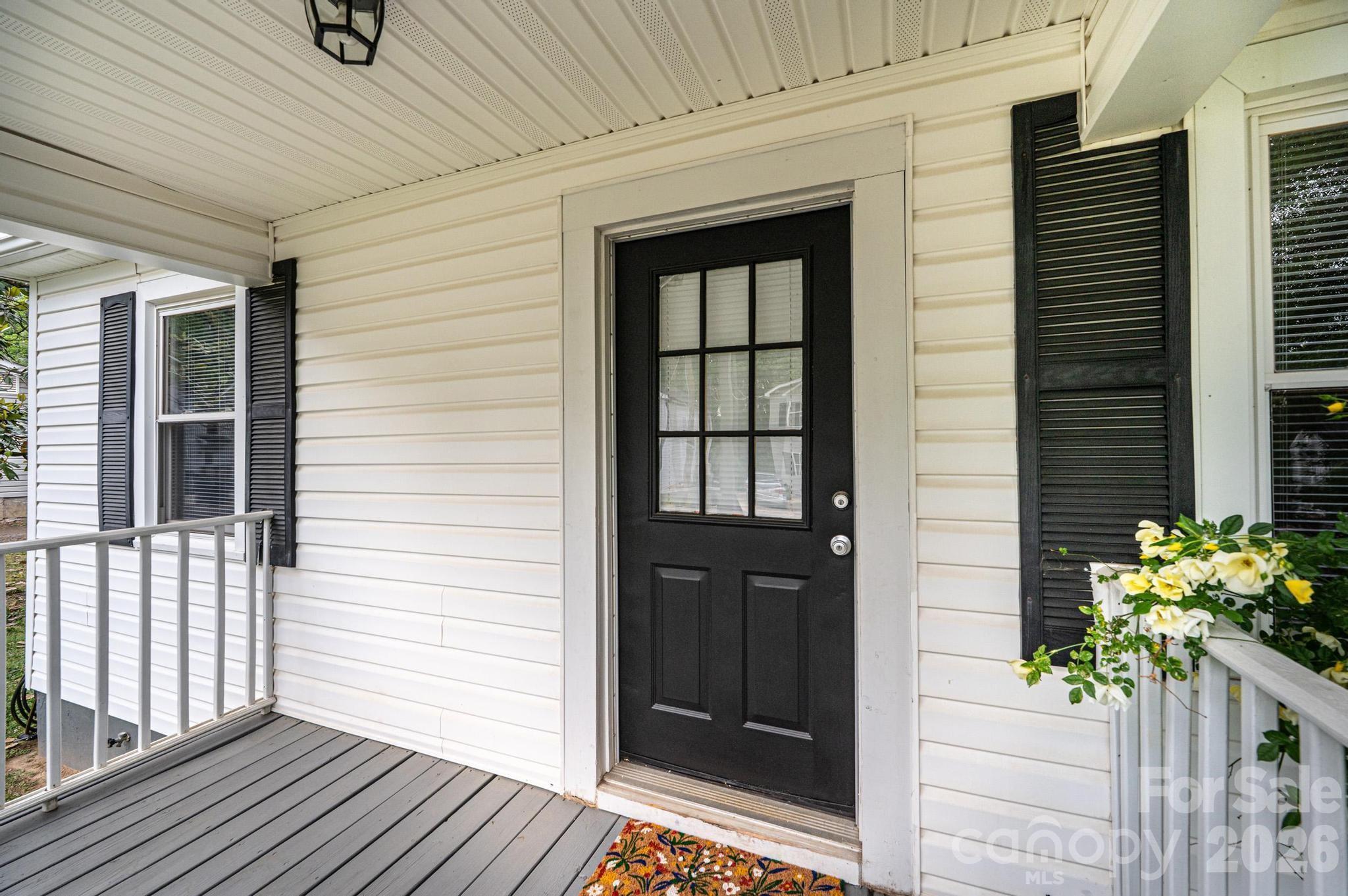 1725 8th Avenue NE Hickory NC 28601