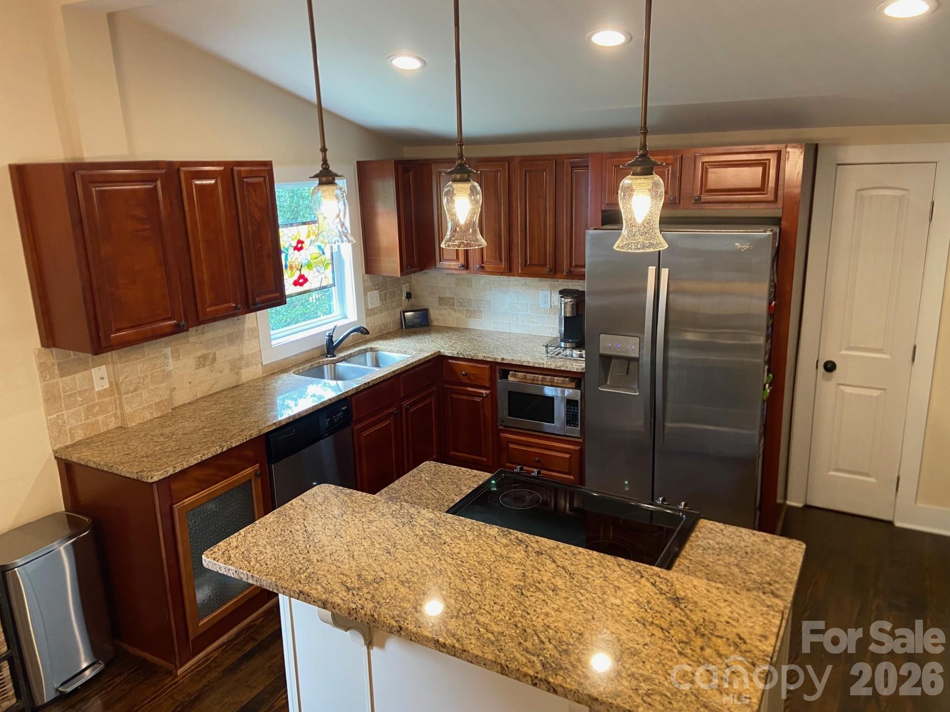 201 Main Street Matthews NC 28105