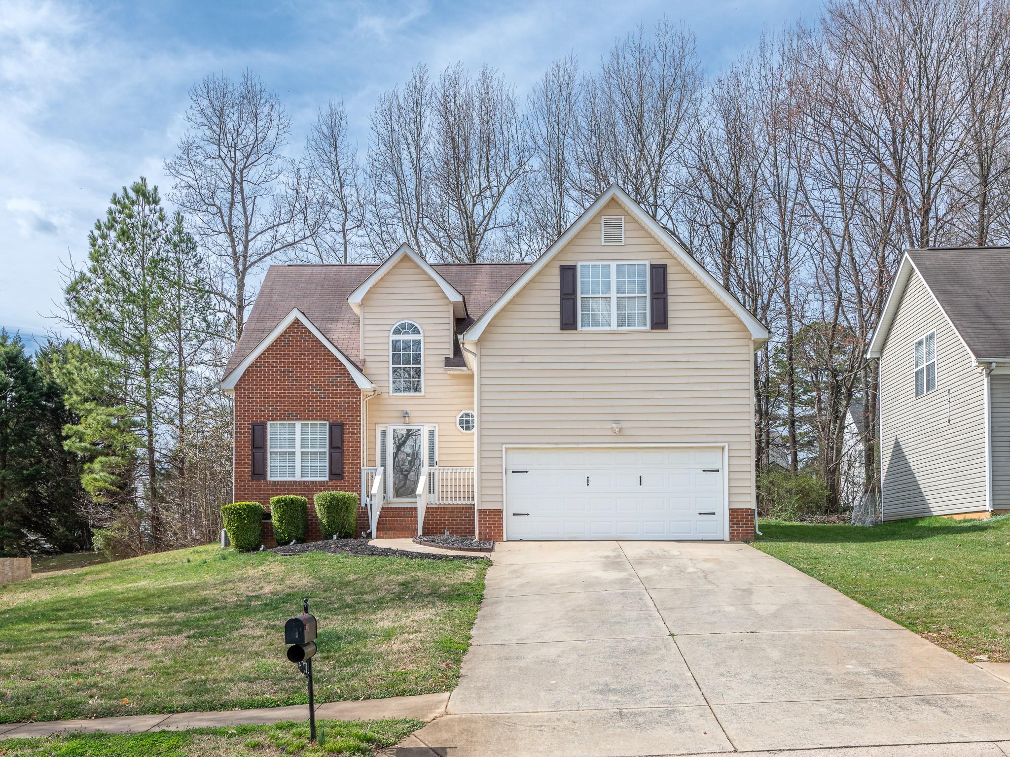 1617 Stoney Creek Lane Charlotte NC 28262
